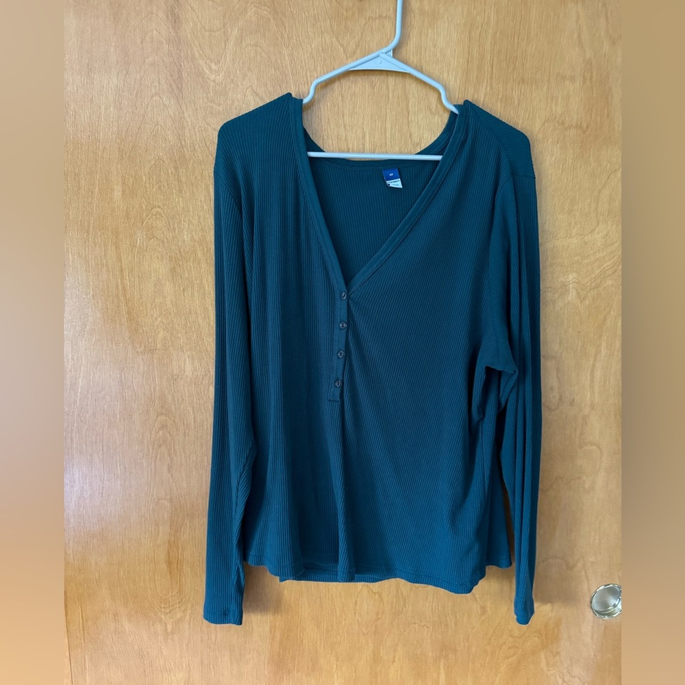 Old Navy long sleeve